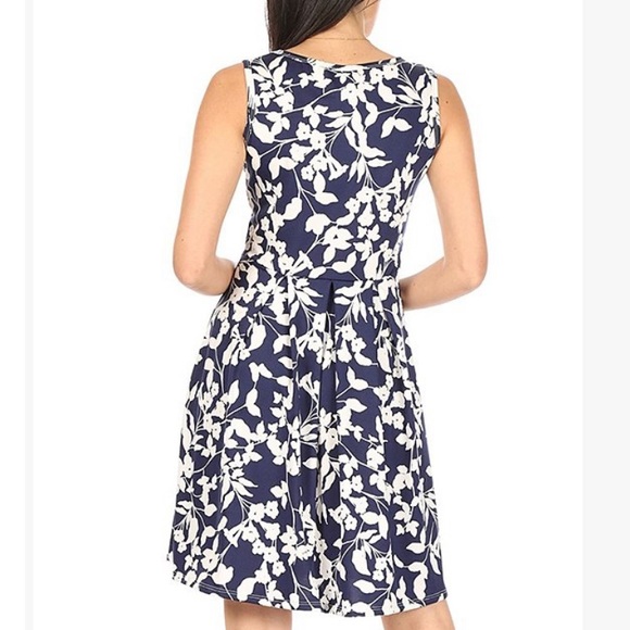 Navy & White Floral Sleeveless Dress, M - Picture 4 of 5